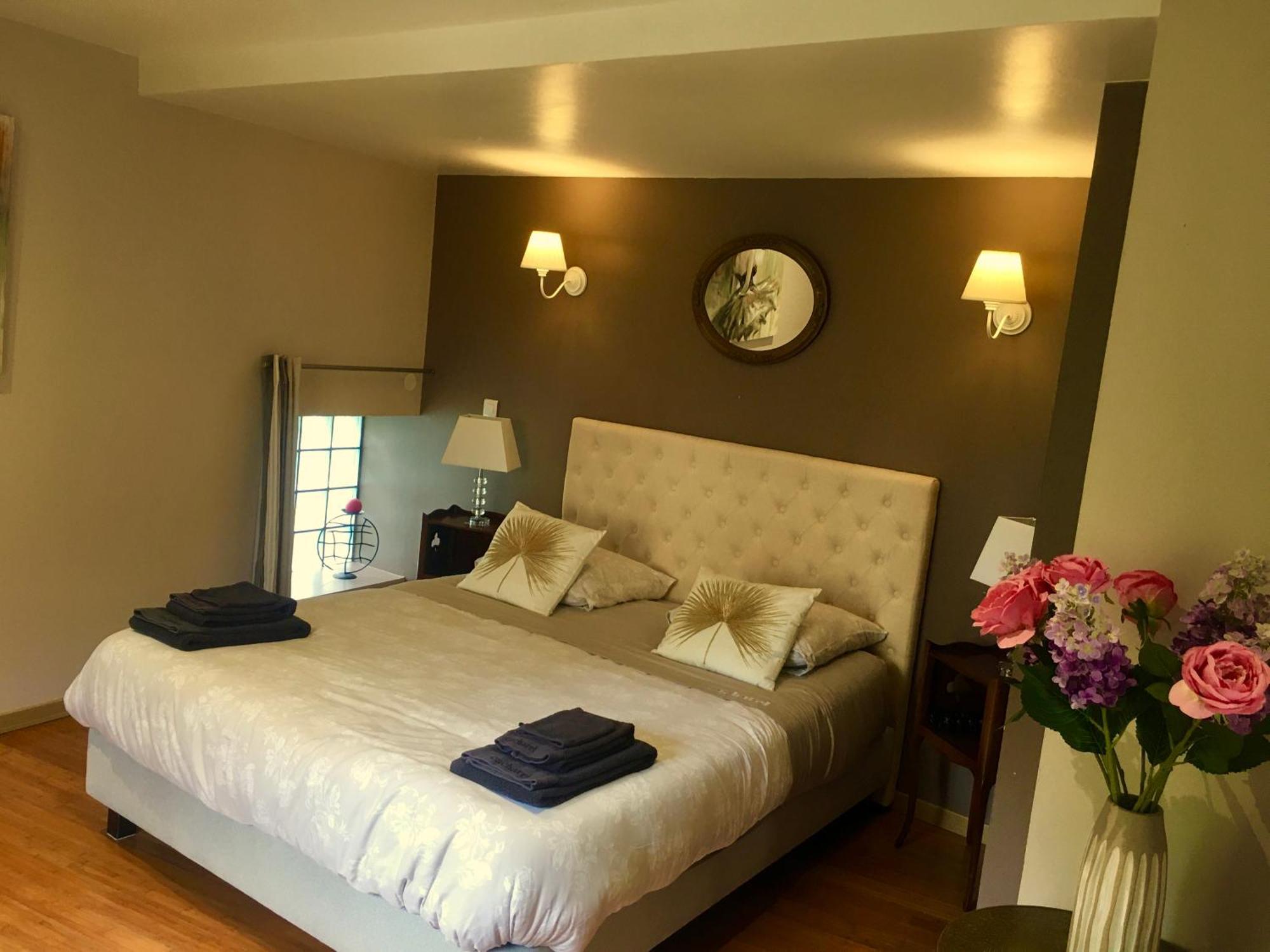 La Tour De Flandre Apartment Rousseloy Room photo